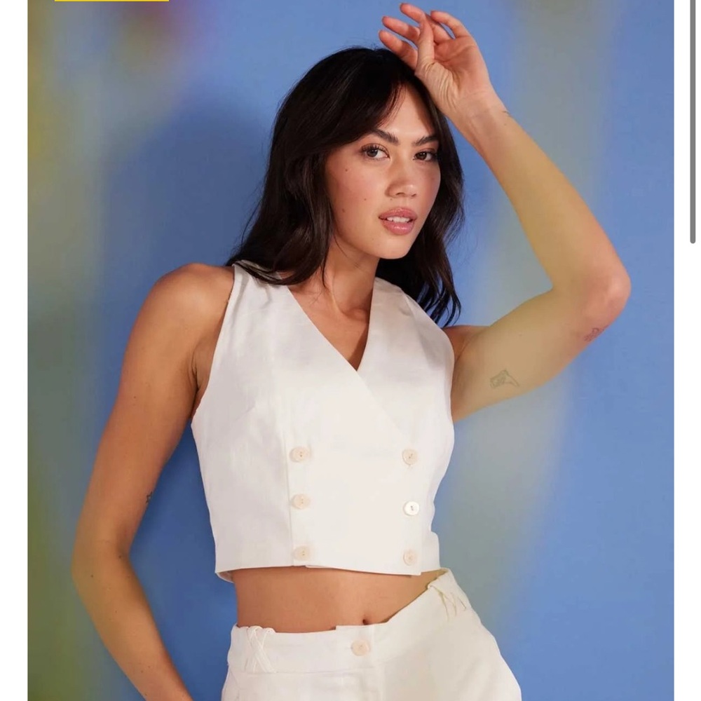 Minkpink Lottoe White Double-Breasted Halter Neck Vest Top